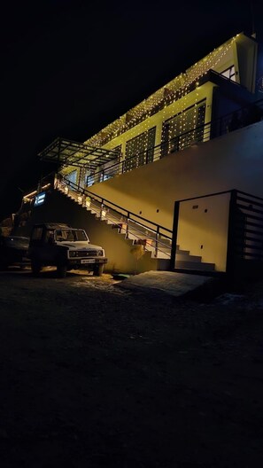 Fachada da propriedade