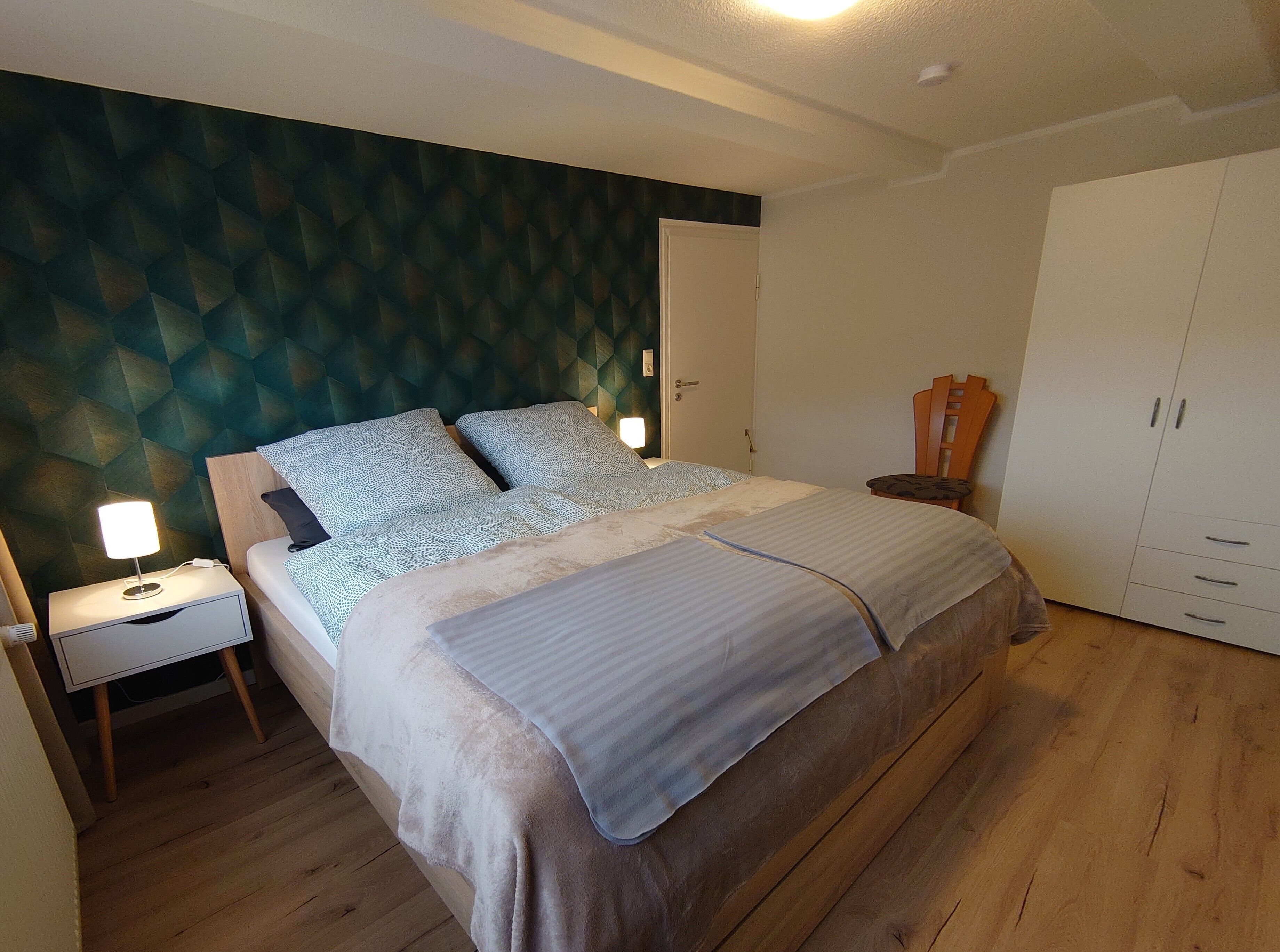 3 bedrooms, iron/ironing board, free WiFi, bed sheets