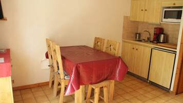 Apartemen | Tempat makan