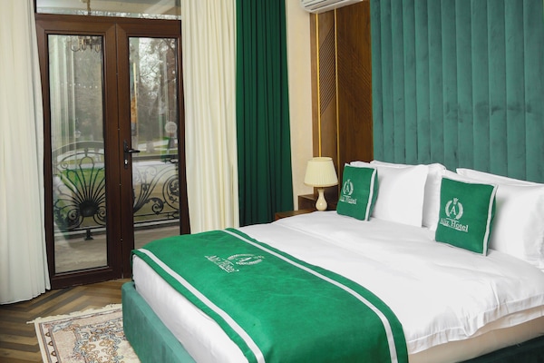 Premium bedding, in-room safe, individually decorated, desk