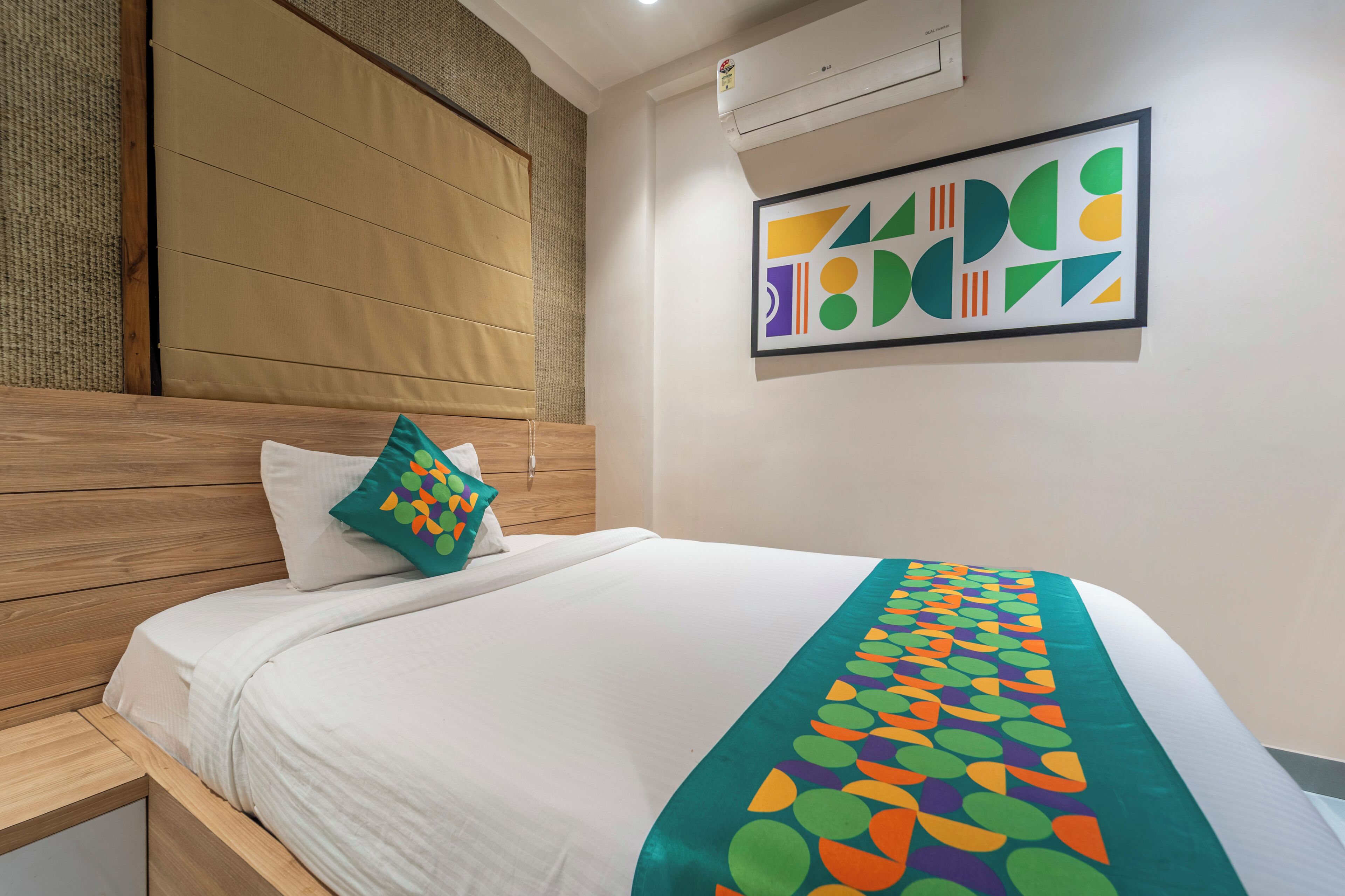 Economy Room | Individually furnished, desk, blackout drapes, iron/ironing board