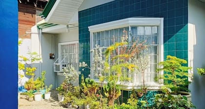 Ella's Home Urdaneta City- 3 rooms, 2 bath, max 8 guests- Cold AC, Free Wi-Fi