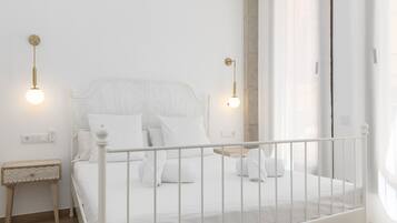 BĂŒgeleisen/BĂŒgelbrett, kostenloses WLAN, BettwĂ€sche, Rollstuhlgeeignet