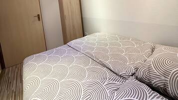 2 habitaciones, wifi gratis y ropa de cama