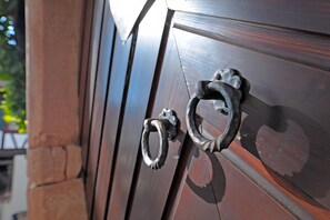 Exterior detail - Holiday Apartment 'Im Strumpfweberhaus' with Private Terrace and Wi-Fi (Schiltach)