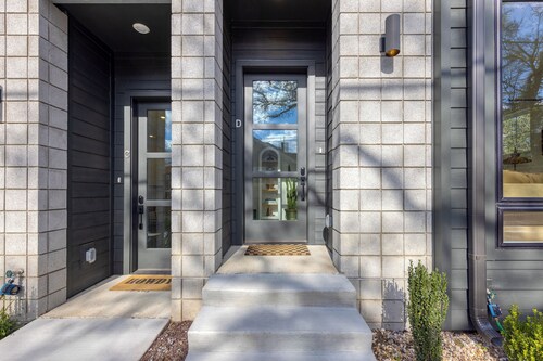 Stunning New Build in East Nash | Minutes to Broadway | The Stage by AvantStay
