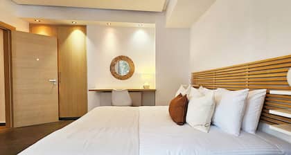 Phaedrus Living: Limassol Ocean Pearl Residence