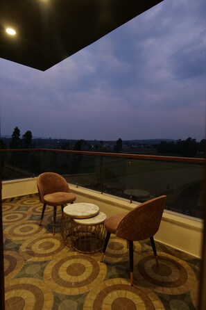 Rooftop terrace - Tathastu Wilderness by The Kosi River (Ramnagar)