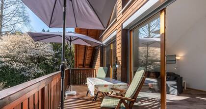 Holiday Home with Mountain View, Large Terrace and Wi-Fi