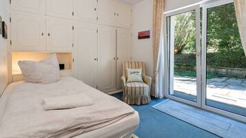 6 Schlafzimmer, Bügeleisen/Bügelbrett, kostenloses WLAN, Bettwäsche