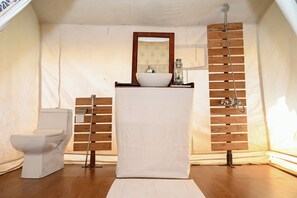 Luxury Tent, River View | 20 bedrooms - Bookmark Shivir (Phulpur)