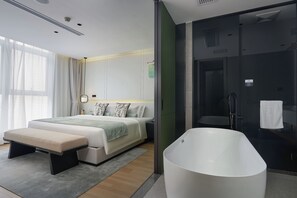 Business Room, 1 Bedroom, Bathtub, Canal View | Living area | 52-inch LCD TV with digital channels, smart speakers, printers