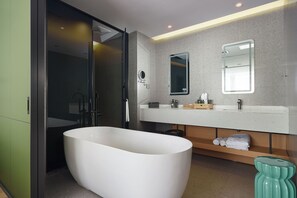 Bathroom - HUA CLUB SPACE BELONG TO TIME (Phnom Penh)
