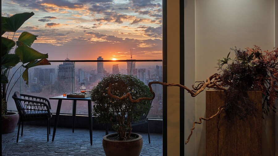 华会馆-拾间堂套房酒店