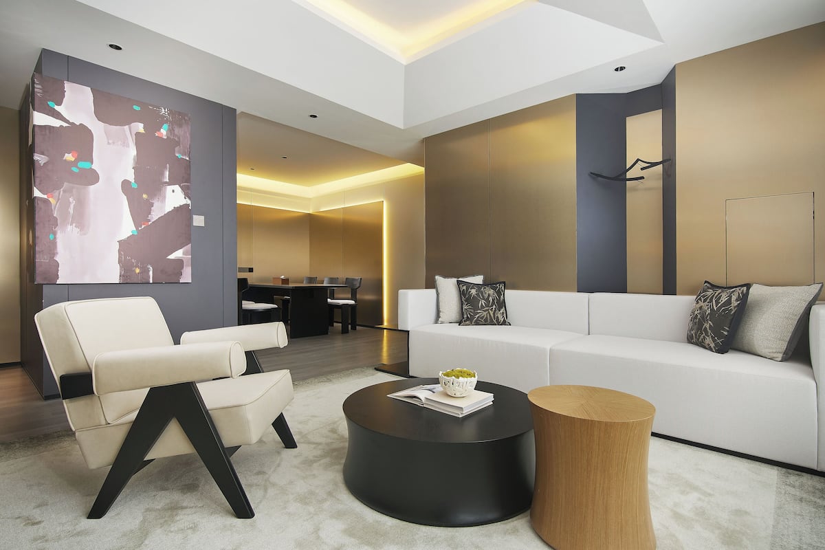 Business Room, 1 Bedroom, Hot Tub, Canal View