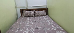 Royal Room, City View | 1 bedroom, free WiFi, bed sheets
