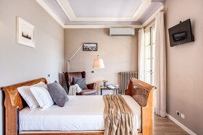6 chambres, fer et planche à repasser, lit parapluie, Wi-Fi gratuit
