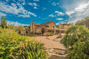 House - Newly Remodeled Suburban House (Diamond Bar)