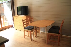 House | Dining