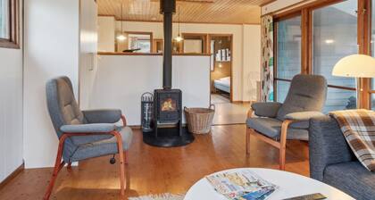 "Ginette" - 500m from the sea by Interhome