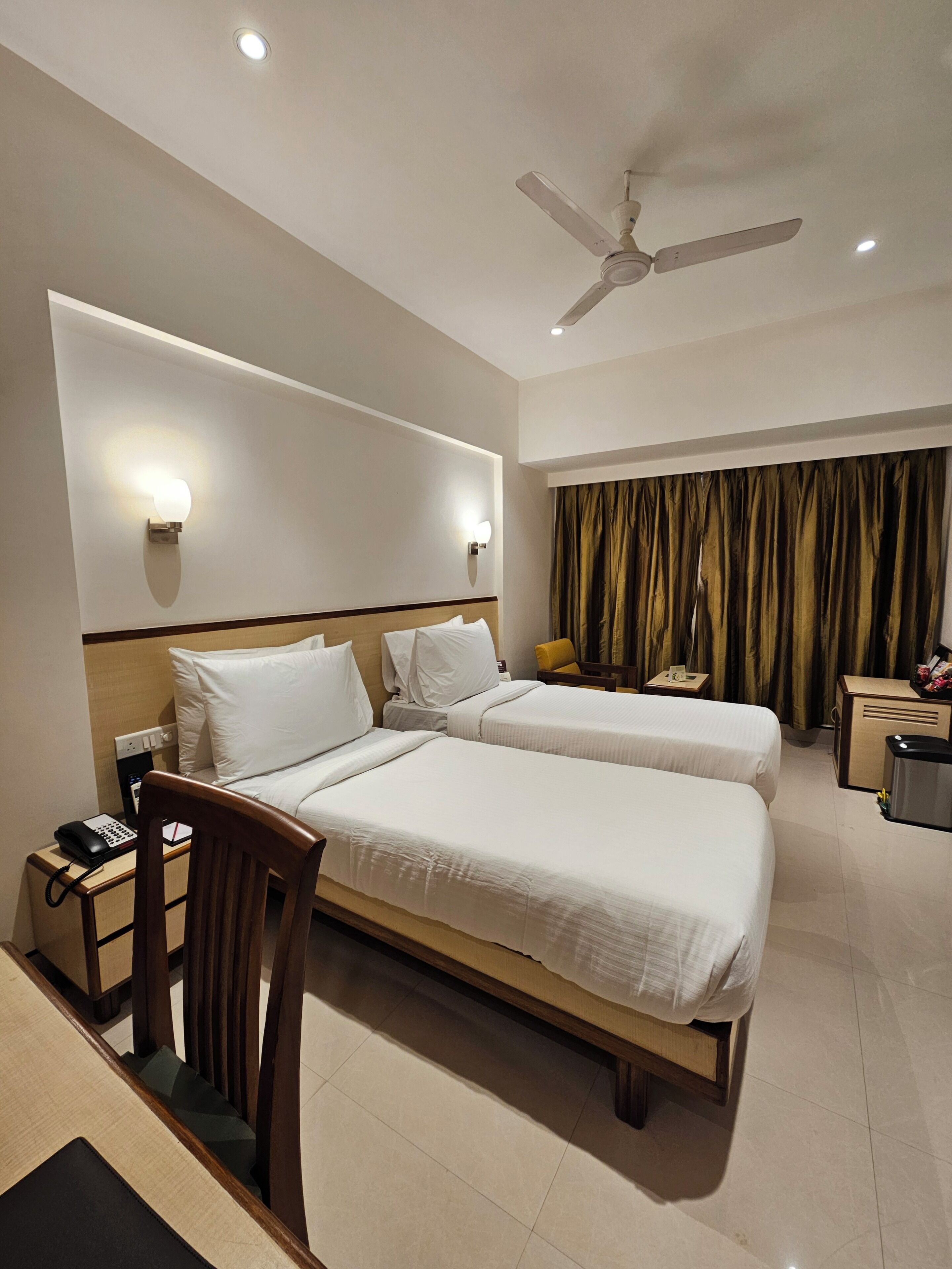 Photo - The Fern Residency Woodland, Pune, Series by Marriott