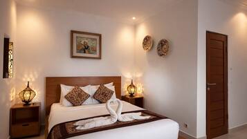 Superior Room with Private Balcony | Individually decorated, individually furnished, desk, laptop workspace