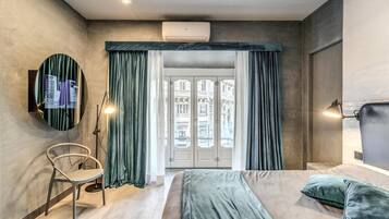 Apartamento luxo | 1 quarto, cofres nos quartos, escrivaninha