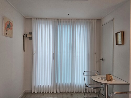 Charming house in pleasant Gwangju-si with WiFi, AC