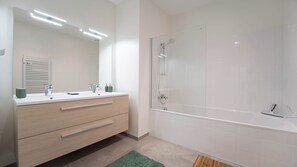 Hair dryer, towels