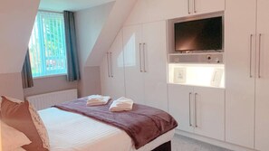 Hus | 3 soverom, strykejern/-brett, wi-fi (inkludert) og sengetøy