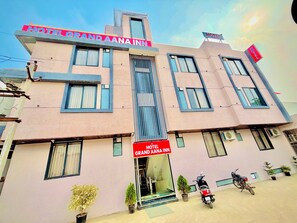 Bagian depan properti