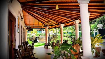Deluxe House, Private Pool, Garden View | Terrace/patio