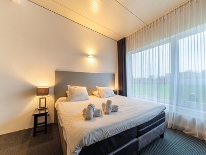 Villa Near Teuge Airport and Paleis 't Loo