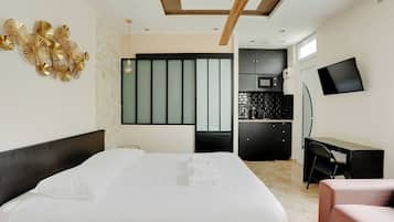 Desk, iron/ironing board, free WiFi, bed sheets