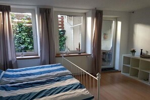 3 Schlafzimmer, Bügeleisen/Bügelbrett, Internetzugang