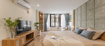 Tamundi Homestay Train street view