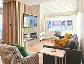 Televisor intel·ligent i llar de foc 