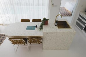 Dining room - The Cali Villas Canggu (Canggu)