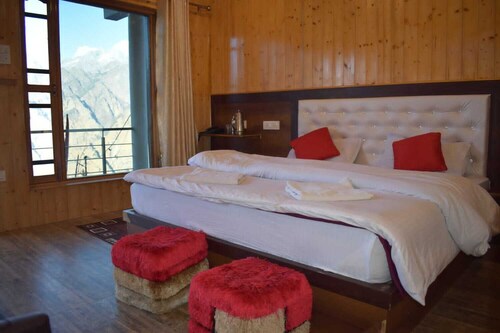 Pine Palace Homestay