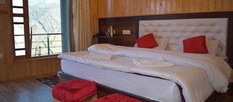 Pine Palace Homestay