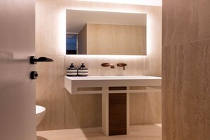 Shower, hair dryer, towels - Lovely studio - 1P - Near Montorgueil (Paris)