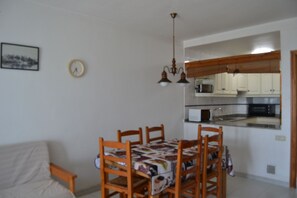 Apartment, 2 Bedrooms, Smoking, Terrace | Living room - First Line Apartment With Wifi (Benicarlo)