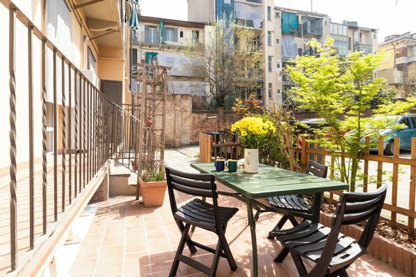 Comfort Apartment | Terrace/patio - Moretta Apartments by Wonderful Italy (Turin)