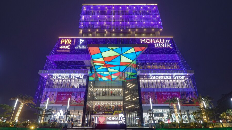 Saltstayz Premier - Mohali Chandigarh