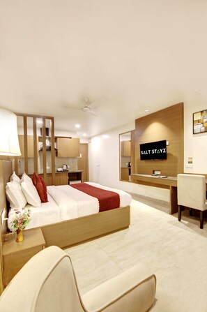 Deluxe Room with Kitchenatte