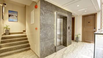 Elevator