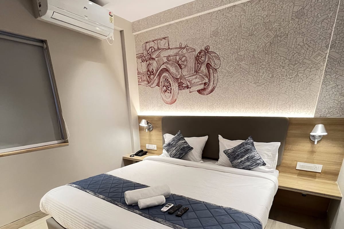 Luxury Room, City View
