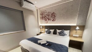 Luxury Room, City View | Premium bedding, memory foam beds, minibar, blackout drapes - AXON Bellandur by AXON Hotels (Bengaluru)