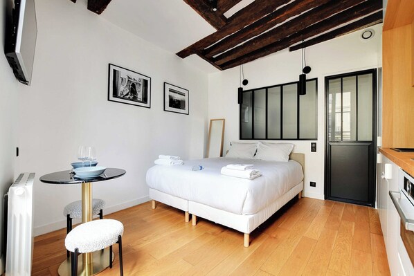 Desk, iron/ironing board, free WiFi, bed sheets