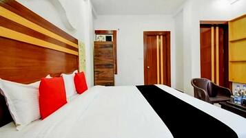 Standard Double Room | Free WiFi